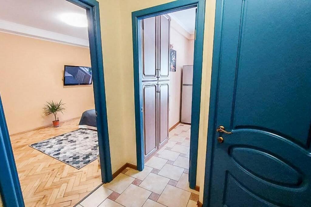 Cozy Flat Appartement Kiev Buitenkant foto